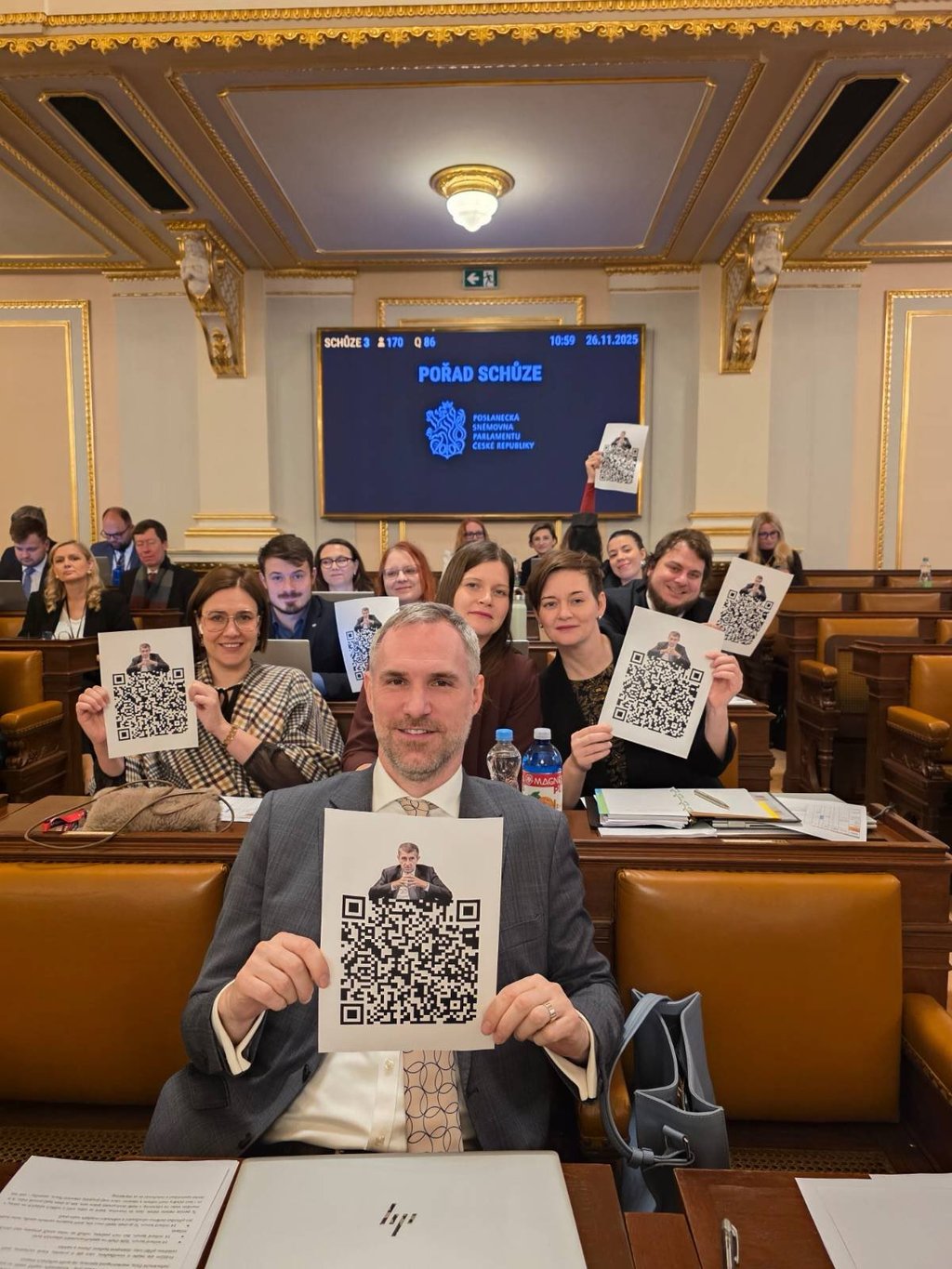 prodej agrofert nebud premier