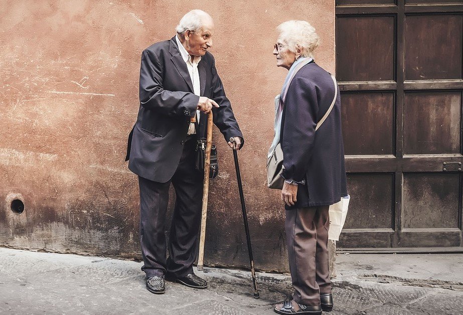 posts/2020-10-01-podporime-seniory-v-kazdodennim-zivote.jpg