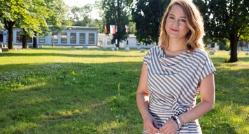 Eva Nováková - Seniorské obálky pomohou osamělým seniorům v nouzi